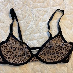 CUUP Plunge Bra - 34D - NWT